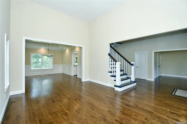 $1,249,990 | 4 Lotto Court, Lake Grove, NY 11755