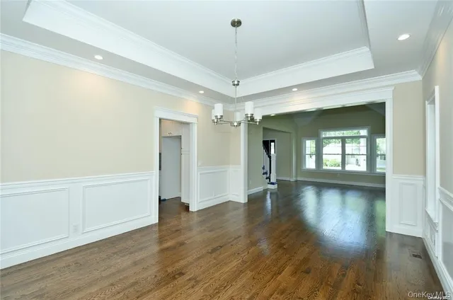 $1,249,990 | 4 Lotto Court, Lake Grove, NY 11755