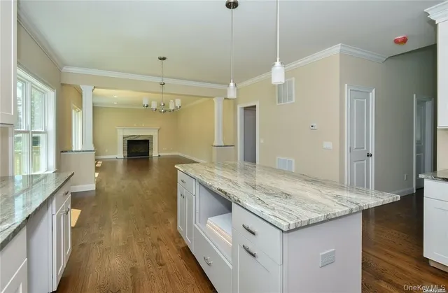 $1,249,990 | 4 Lotto Court, Lake Grove, NY 11755