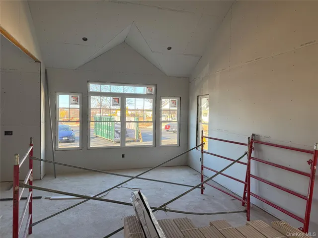 $1,249,990 | 4 Lotto Court, Lake Grove, NY 11755