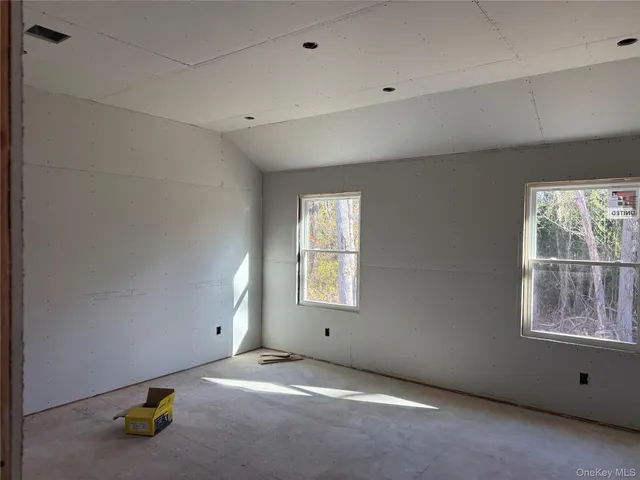 $1,249,990 | 4 Lotto Court, Lake Grove, NY 11755