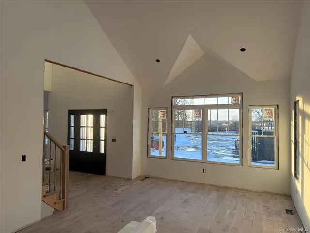 $1,249,990 | 4 Lotto Court, Lake Grove, NY 11755