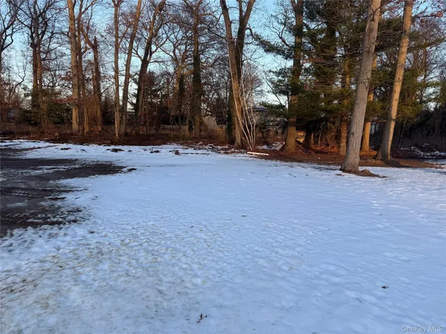 $1,249,990 | 4 Lotto Court, Lake Grove, NY 11755