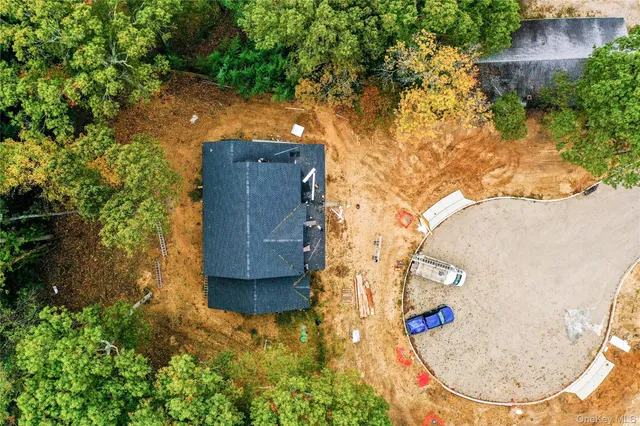 $1,249,990 | 4 Lotto Court, Lake Grove, NY 11755