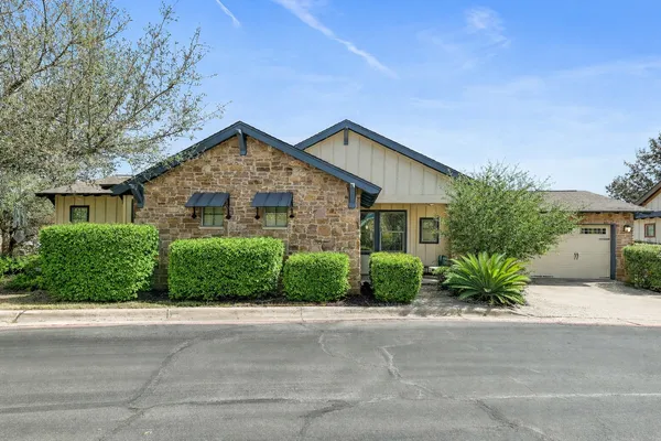 $499,500 | 14501 Falcon Head Boulevard, Unit 42, Austin, TX 78738