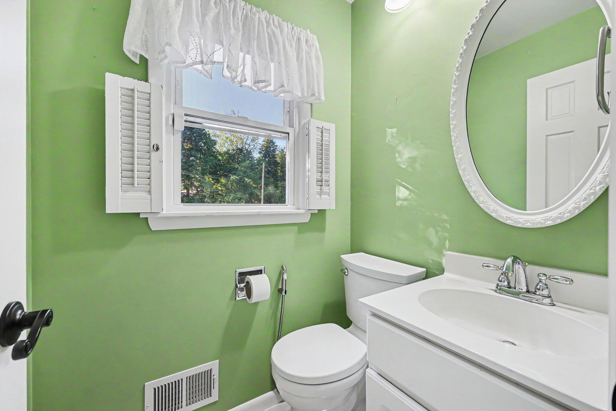 1337 Badgley Road Jackson, MI 49203 - Photo 25 of 43 025_file_5164