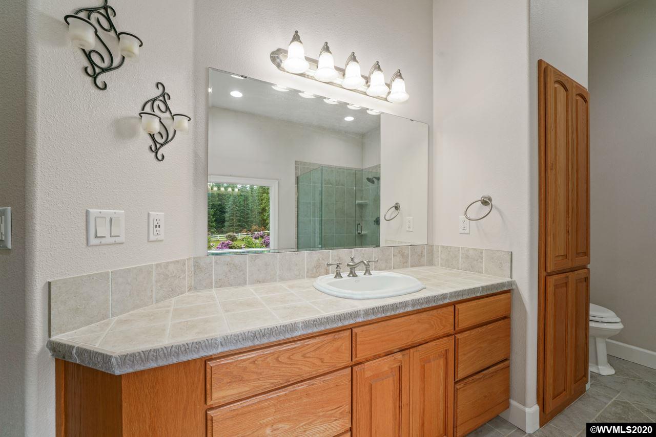 9823 Liberty Road South Salem, OR 97306 - Photo 22 of 41