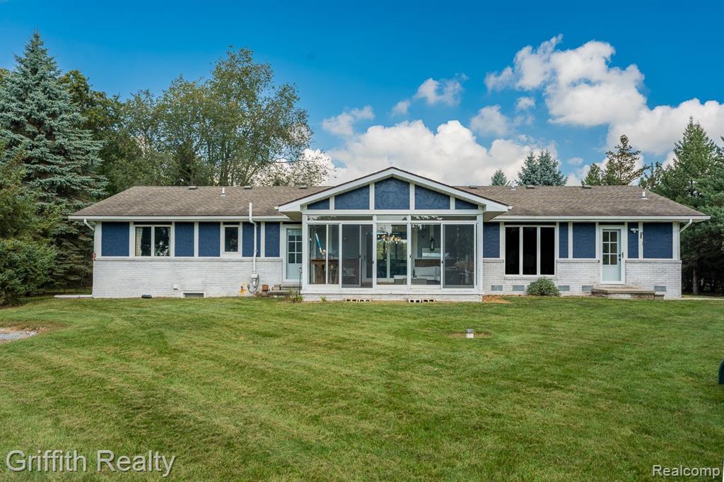 12034 Larkins Road Brighton, MI 48114 - Photo 28 of 31