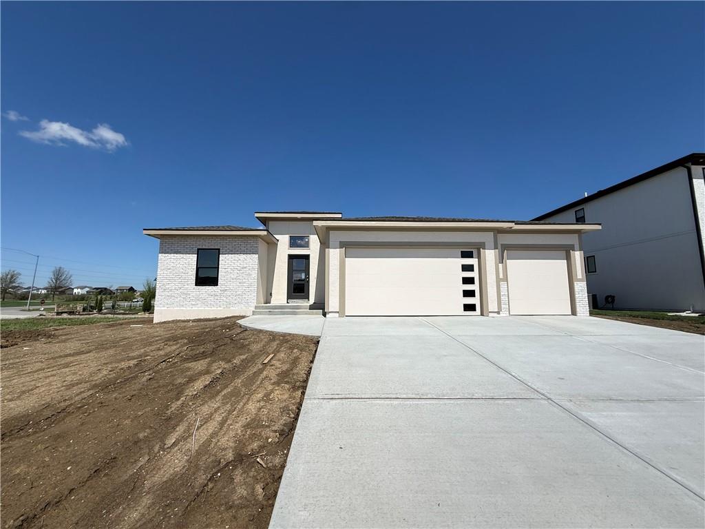 27604 East 128th Court Lee's Summit, MO 64086 - Photo 1 of 22