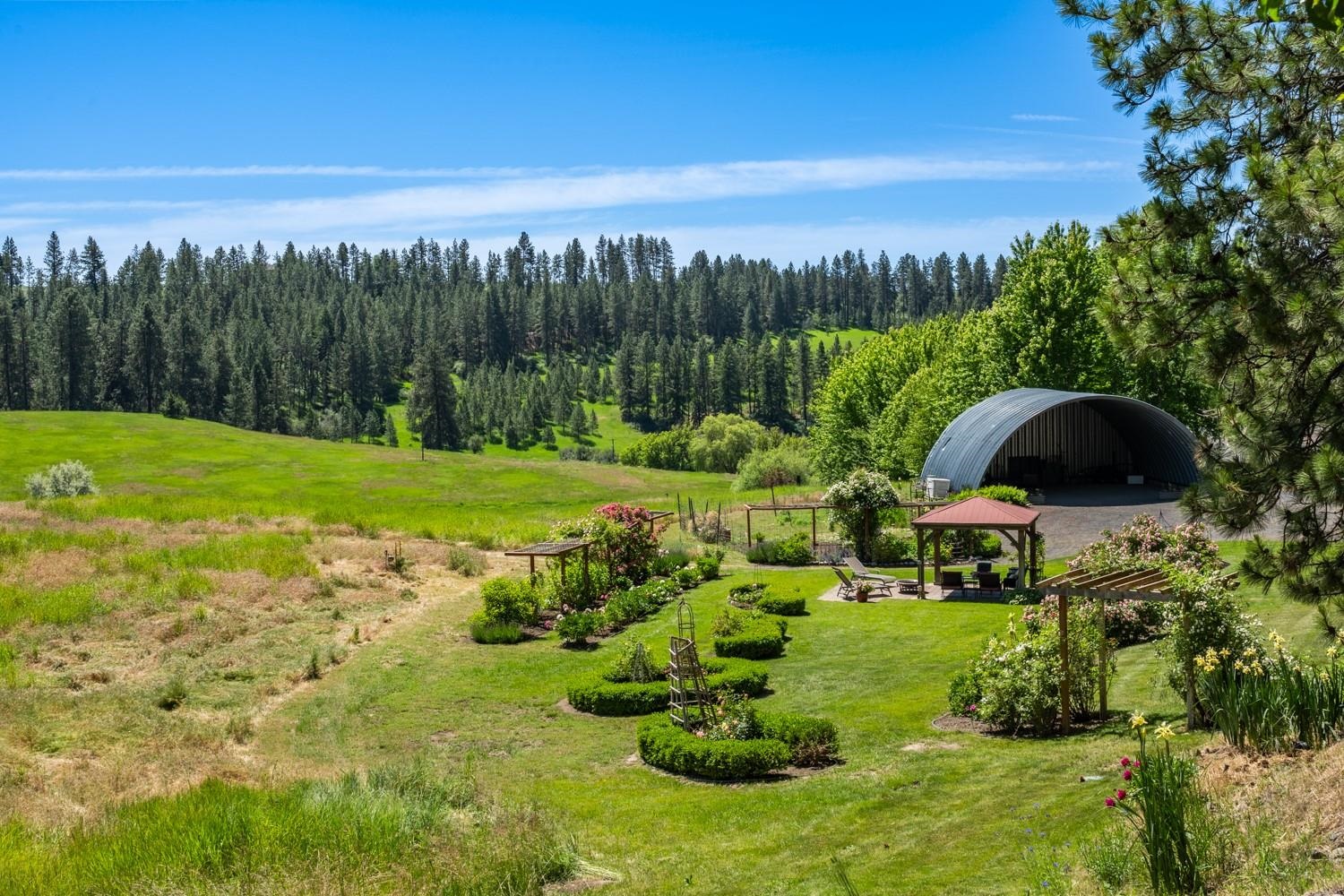 8225 South Regal Road Spokane, WA 99223 - Photo 15 of 50