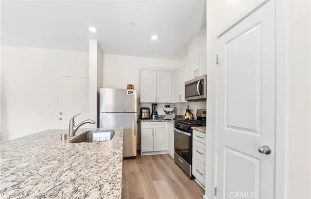 $2,975 | 12383 Ranchito Way, Victorville, CA 92392