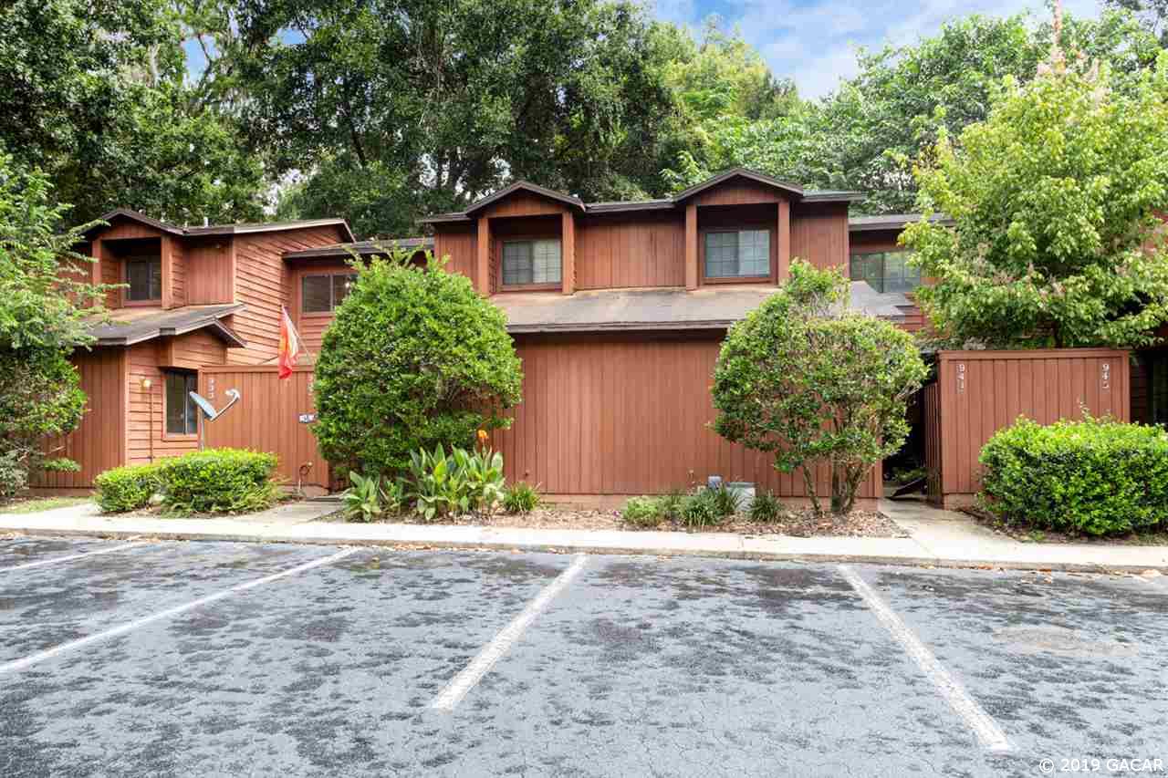 933 Southwest 56th Terrace Gainesville, FL 32607 - Photo 1 of 27