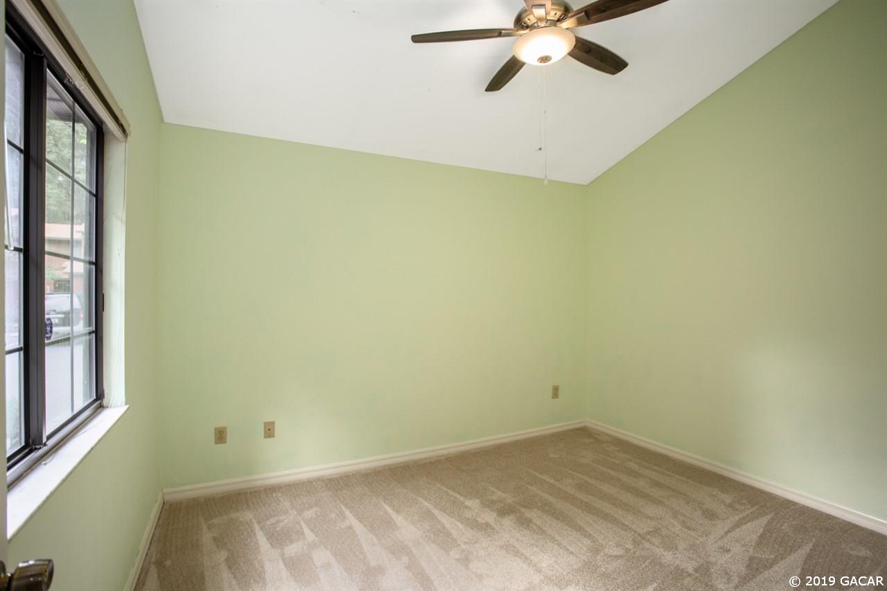 933 Southwest 56th Terrace Gainesville, FL 32607 - Photo 14 of 27