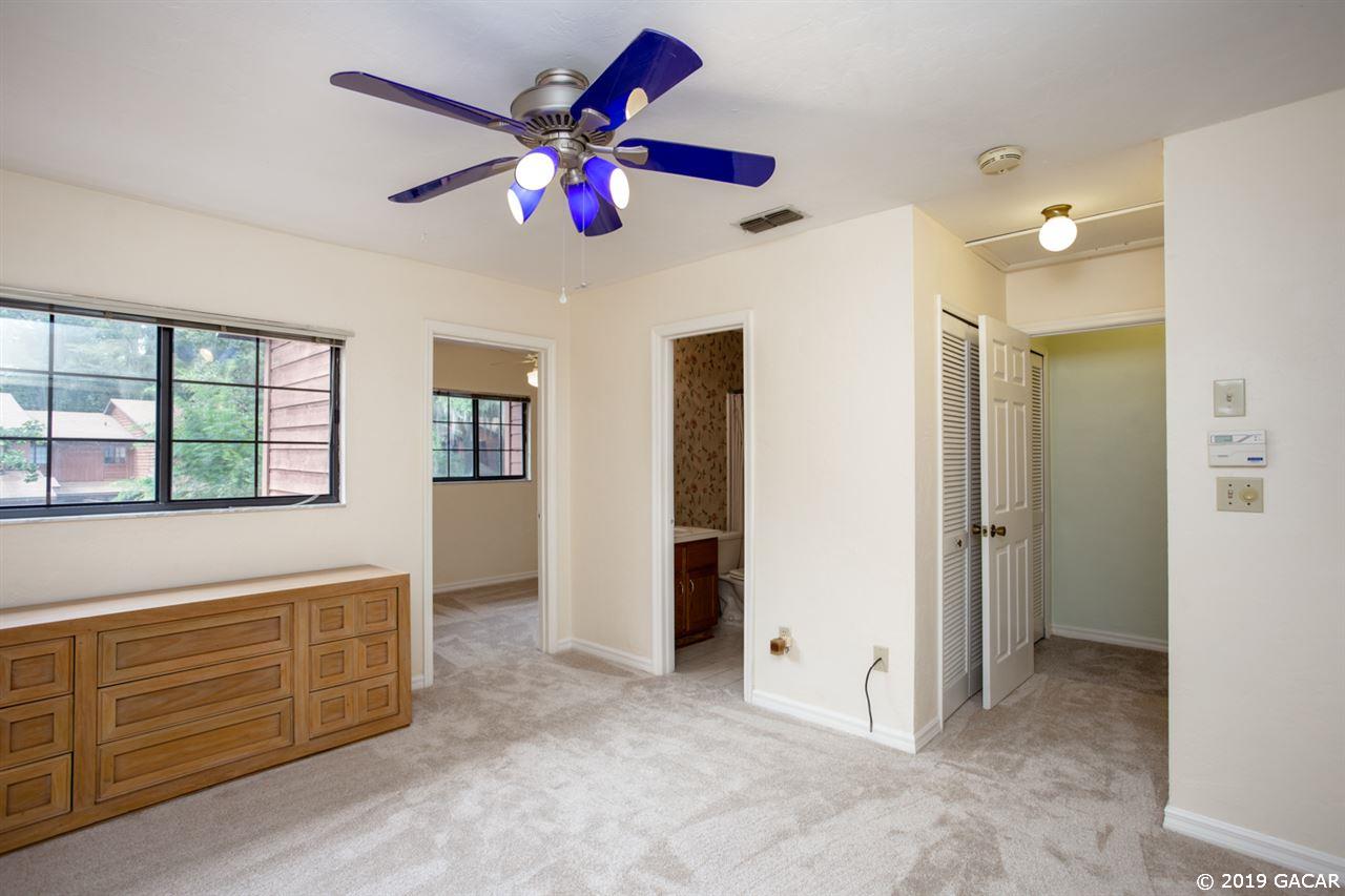 933 Southwest 56th Terrace Gainesville, FL 32607 - Photo 16 of 27