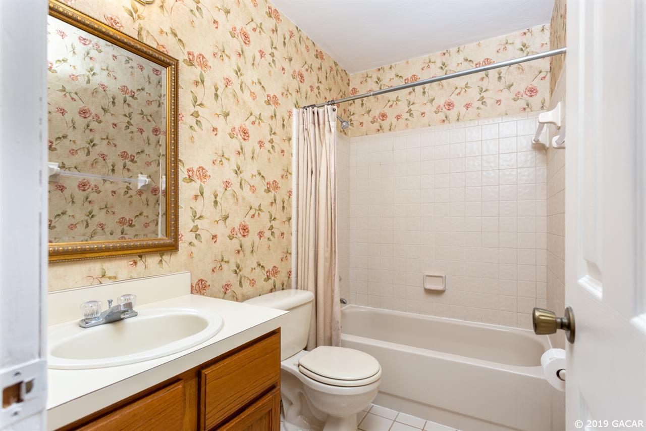 933 Southwest 56th Terrace Gainesville, FL 32607 - Photo 18 of 27