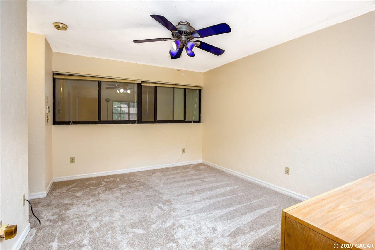 933 Southwest 56th Terrace Gainesville, FL 32607 - Photo 19 of 27