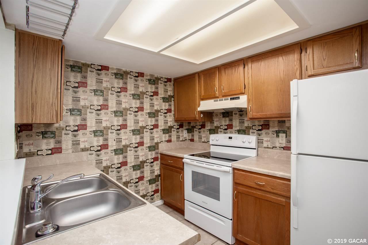 933 Southwest 56th Terrace Gainesville, FL 32607 - Photo 6 of 27