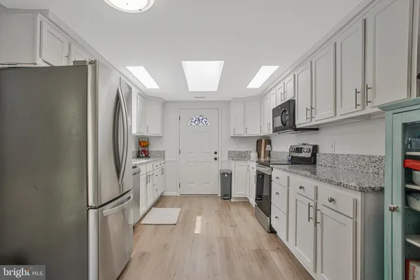 $475,000 | 114 River Road, Edgewater, MD 21037