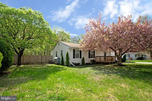 $475,000 | 114 River Road, Edgewater, MD 21037