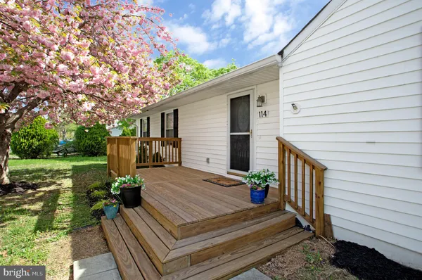 $475,000 | 114 River Road, Edgewater, MD 21037