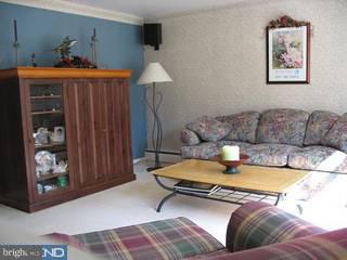 1034 Hopewell Road Downingtown, PA 19335 - Photo 4 of 6 Gallery Image 4