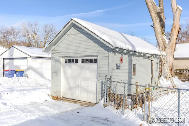 $179,900 | 957 Kensington Avenue Southwest, Grand Rapids, MI 49503