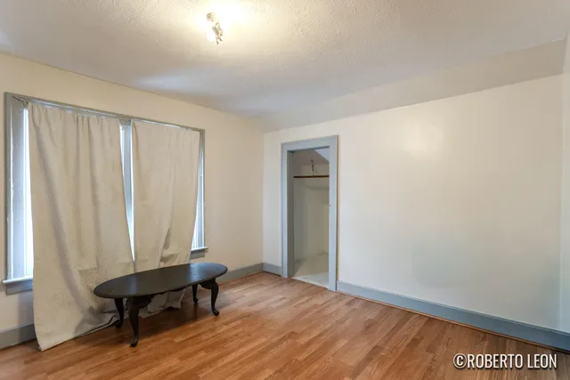 $179,900 | 957 Kensington Avenue Southwest, Grand Rapids, MI 49503