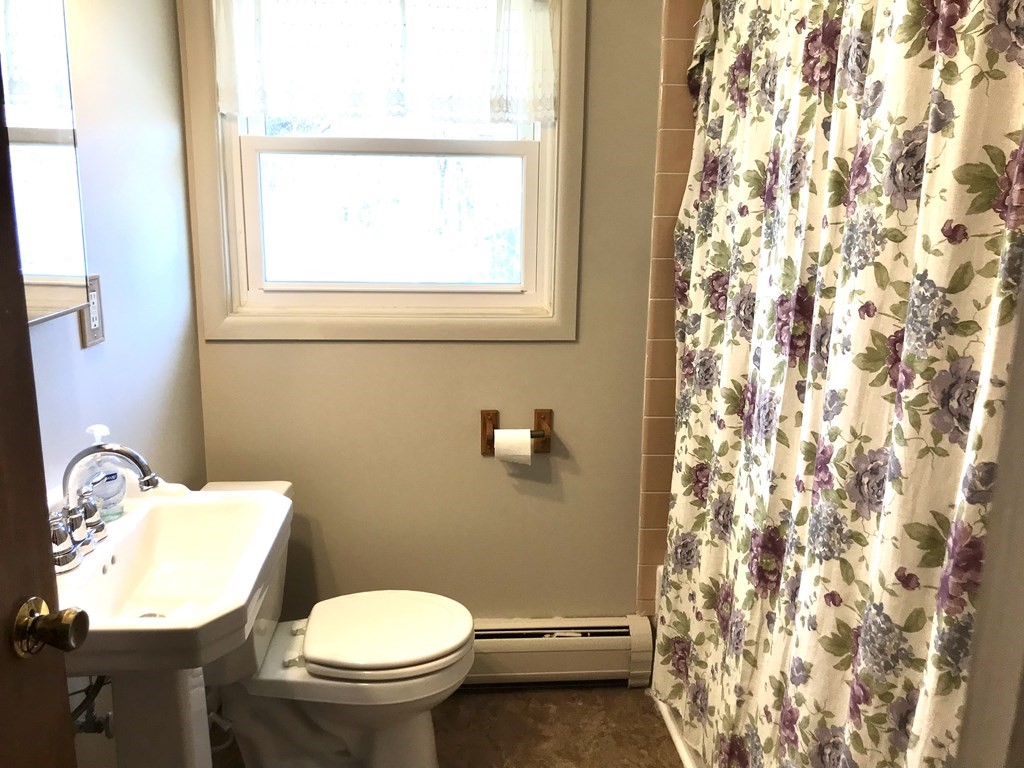 1078 Allen Street, Unit H Springfield, MA 01118 - Photo 14 of 16