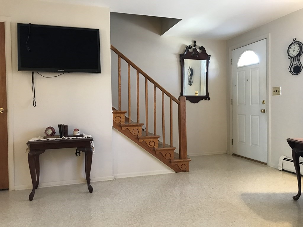 1078 Allen Street, Unit H Springfield, MA 01118 - Photo 10 of 16