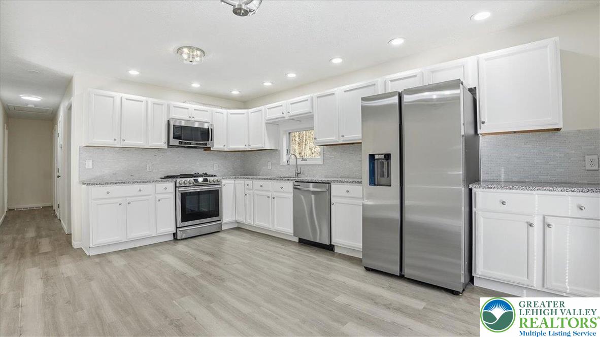 395 Sullivan Trail Long Pond, PA 18334 - Photo 3 of 50 Kitchen