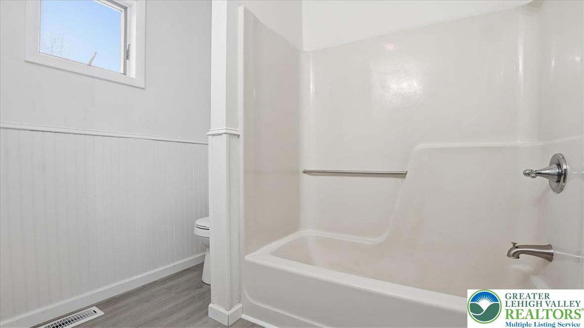 395 Sullivan Trail Long Pond, PA 18334 - Photo 42 of 51 Full Bathroom