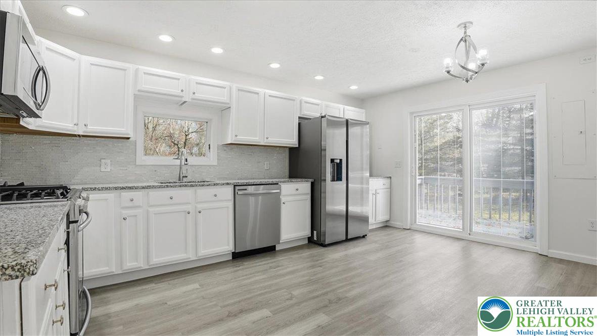 395 Sullivan Trail Long Pond, PA 18334 - Photo 5 of 50 Kitchen