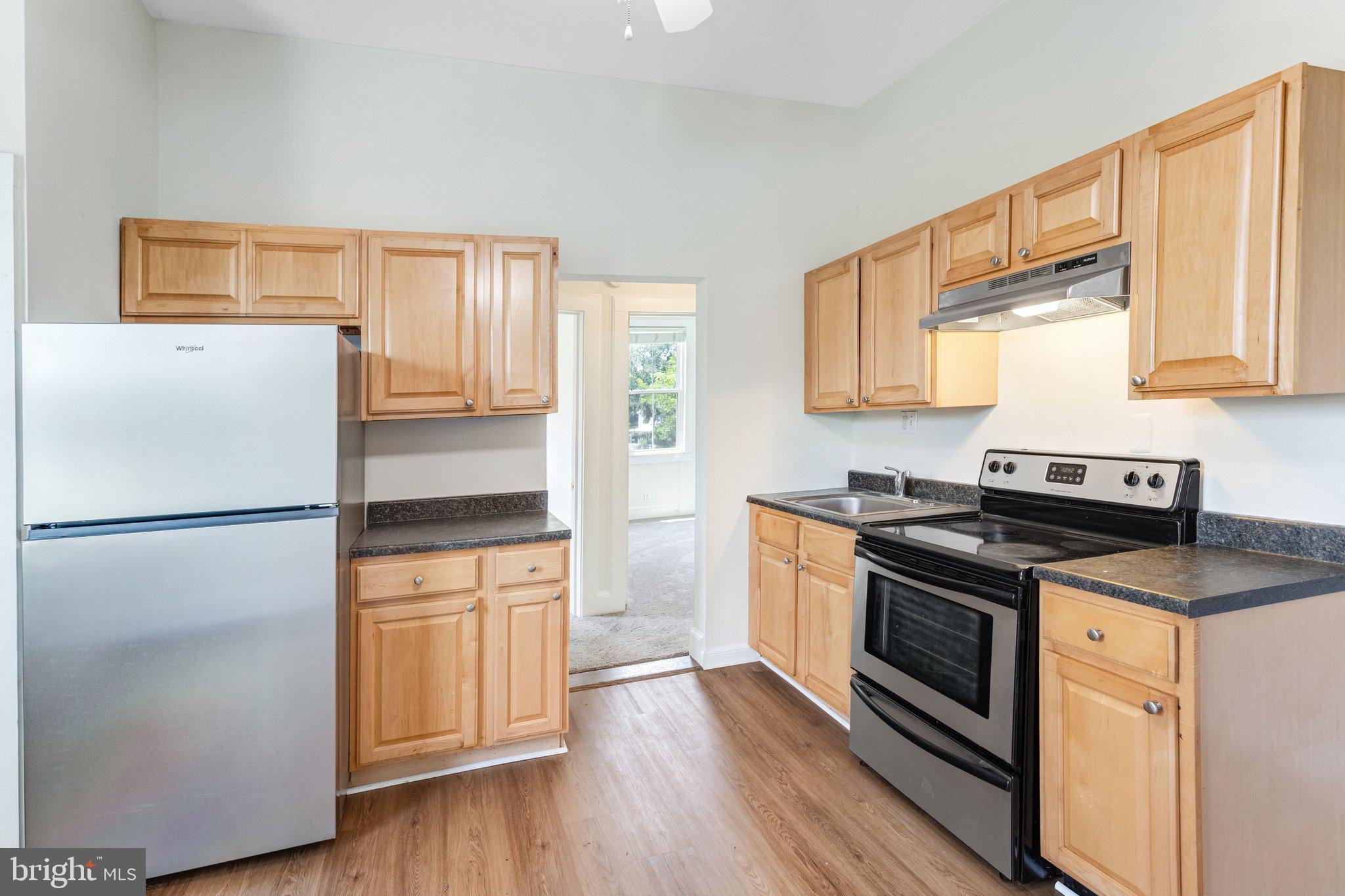 8753 Signal Hill Road, Unit 3 Manassas, VA 20110 - Photo 6 of 29