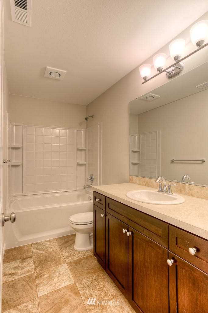 3626 202nd St S East, Unit 16 Bothell, WA 98012 - Photo 14 of 22 Gallery Image 14