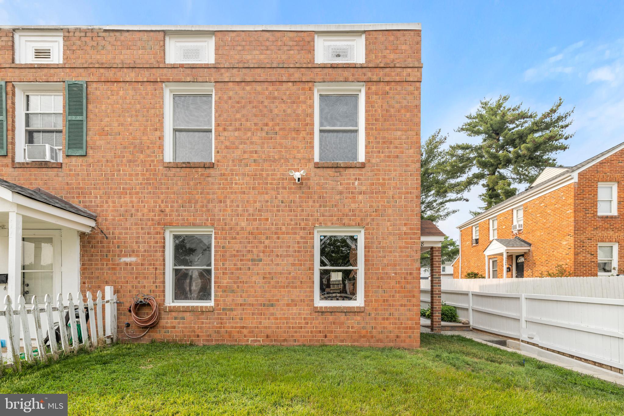 9268 Taney Road Manassas, VA 20110 - Photo 3 of 33