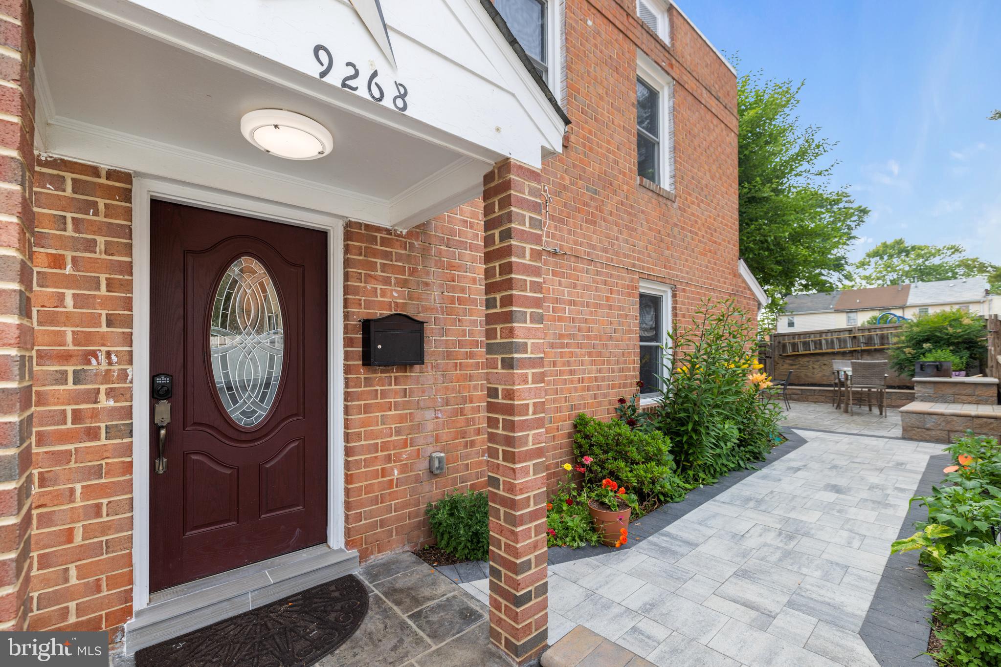 9268 Taney Road Manassas, VA 20110 - Photo 4 of 33