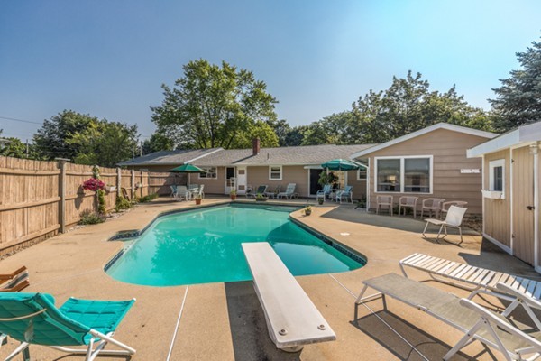 6 Algonquin Road Danvers, MA 01923 - Photo 1 of 30 Gallery Image 1
