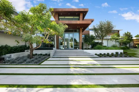 $9,950,000 | 10691 Golden Eagle Court, Plantation, FL 33324