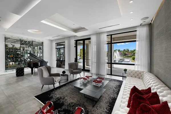 $9,950,000 | 10691 Golden Eagle Court, Plantation, FL 33324