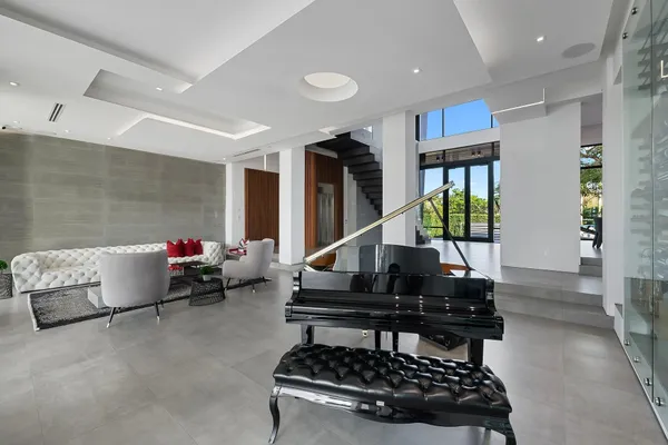 $9,950,000 | 10691 Golden Eagle Court, Plantation, FL 33324