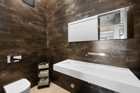 $9,950,000 | 10691 Golden Eagle Court, Plantation, FL 33324