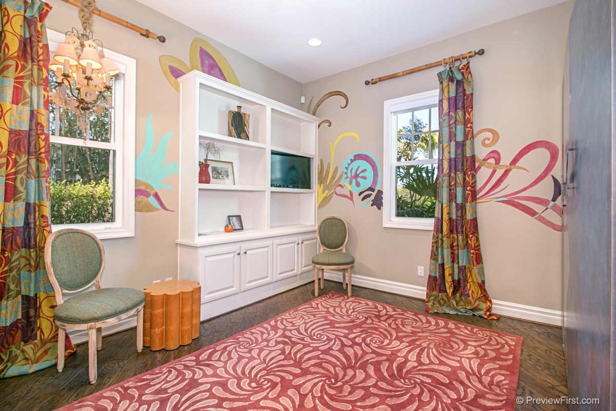 679 Caudor Street Encinitas, CA 92024 - Photo 23 of 25 Detached Casita with Murphy Bed, Full Bath and Closet