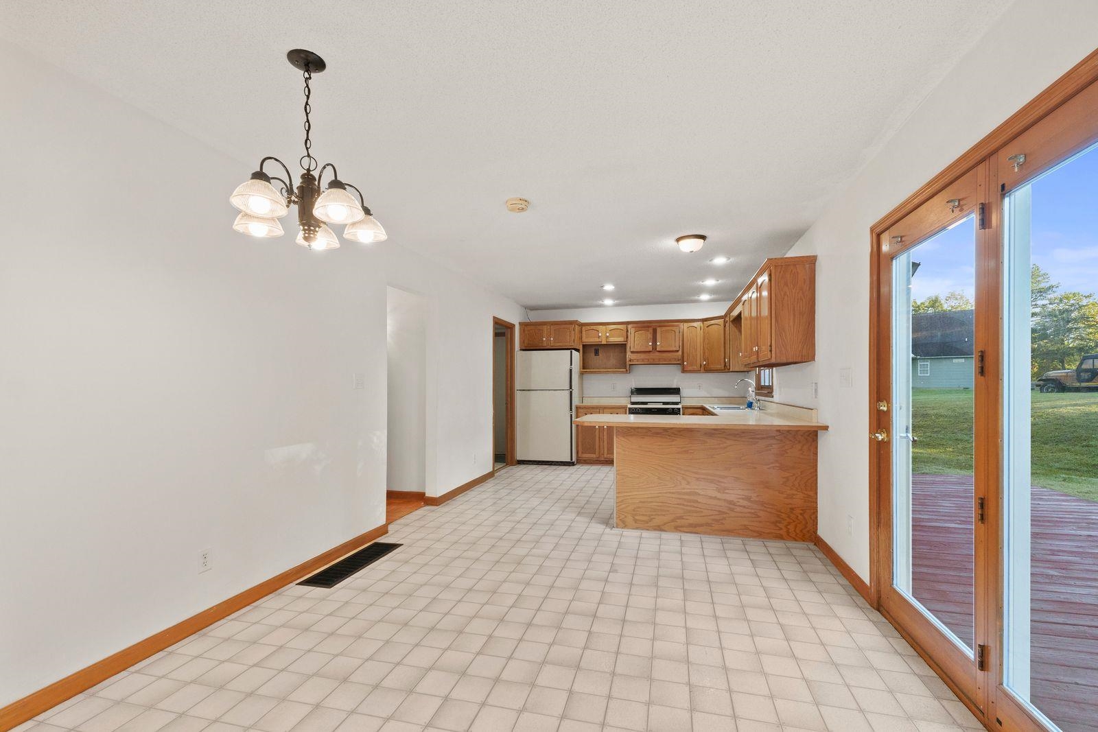 5201 Bybee Road Ashland, KY 41102 - Photo 8 of 38 Gallery Image 8