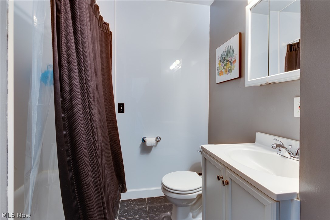 30048 Warren Road Wickliffe, OH 44092 - Photo 17 of 34 Full Bath