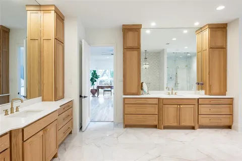 $3,995,000 | 2 Manzano Circle, Dallas, TX 75230