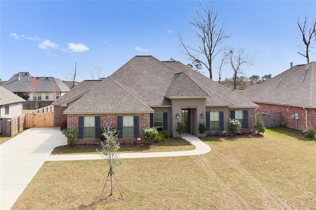 744 Rue Bourdeaux Covington, LA 70433 - Photo 1 of 25 Gallery Image 1
