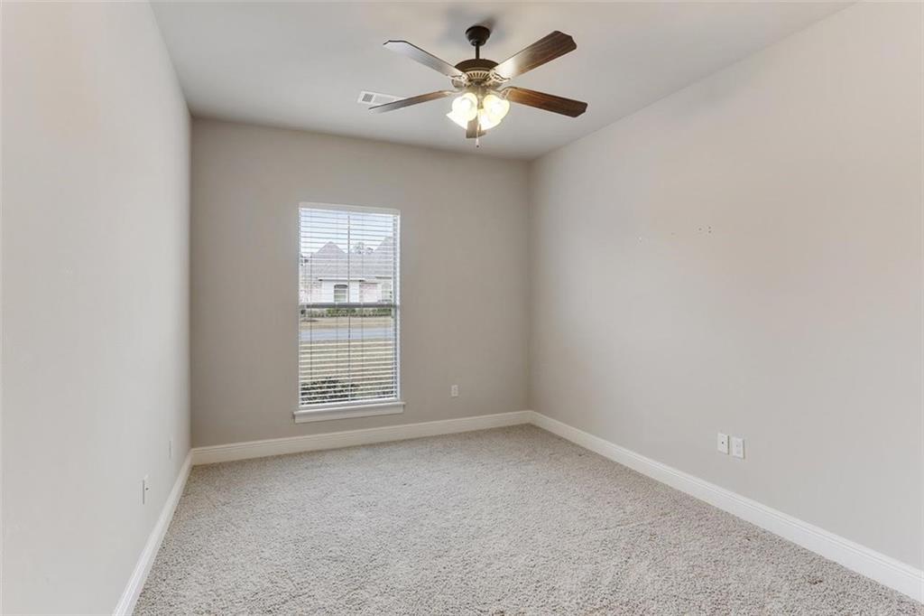 744 Rue Bourdeaux Covington, LA 70433 - Photo 19 of 25 Gallery Image 19