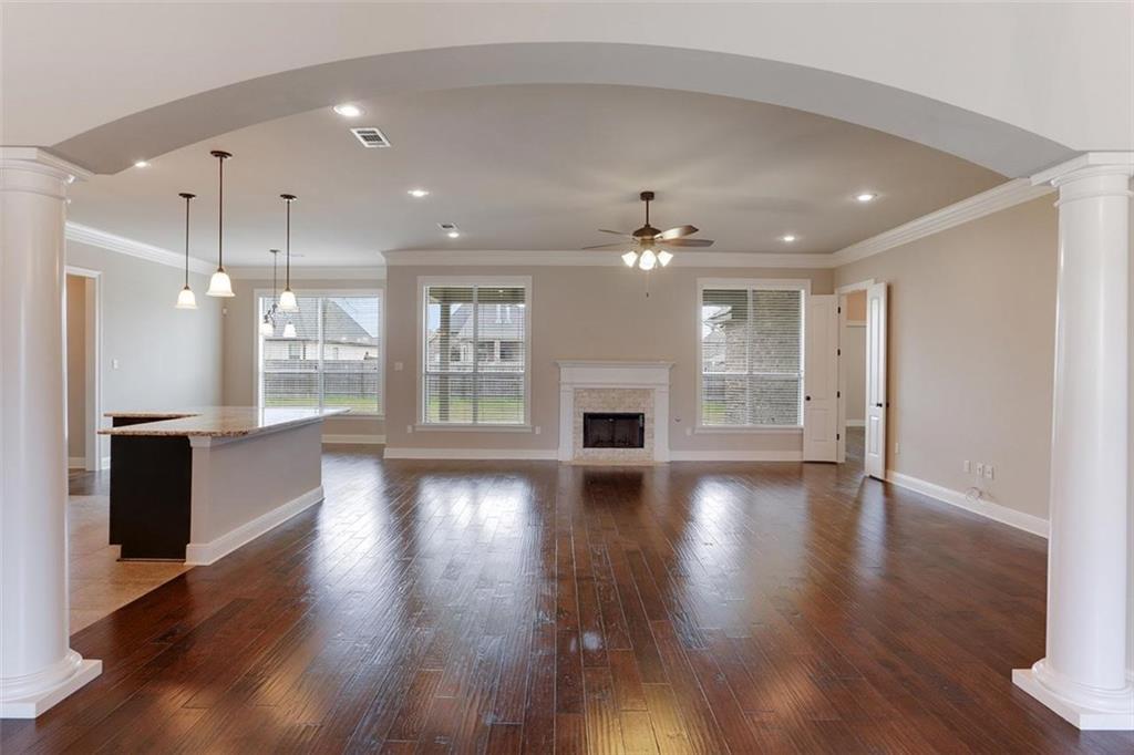 744 Rue Bourdeaux Covington, LA 70433 - Photo 8 of 25 Gallery Image 8