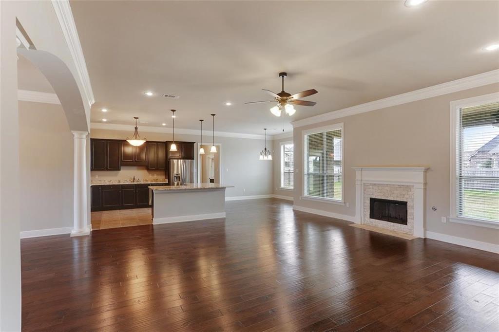 744 Rue Bourdeaux Covington, LA 70433 - Photo 9 of 25 Gallery Image 9