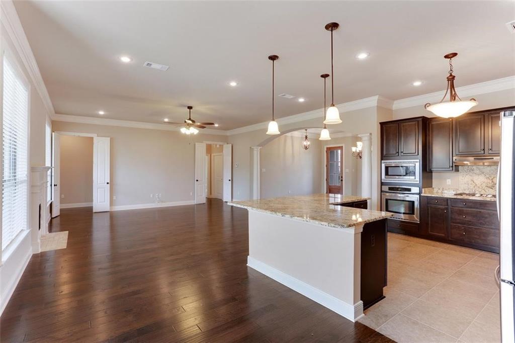 744 Rue Bourdeaux Covington, LA 70433 - Photo 10 of 25 Gallery Image 10